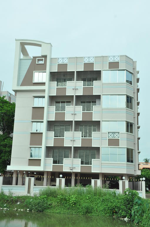 Himalaya Inn Service Apartment Колката Екстериор снимка