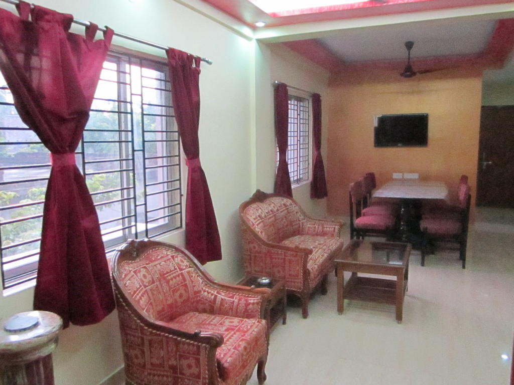 Himalaya Inn Service Apartment Колката Екстериор снимка